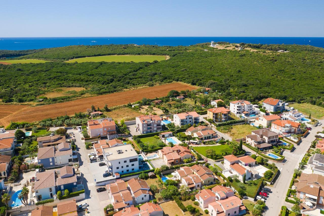 Villa Helena Banjole Buitenkant foto